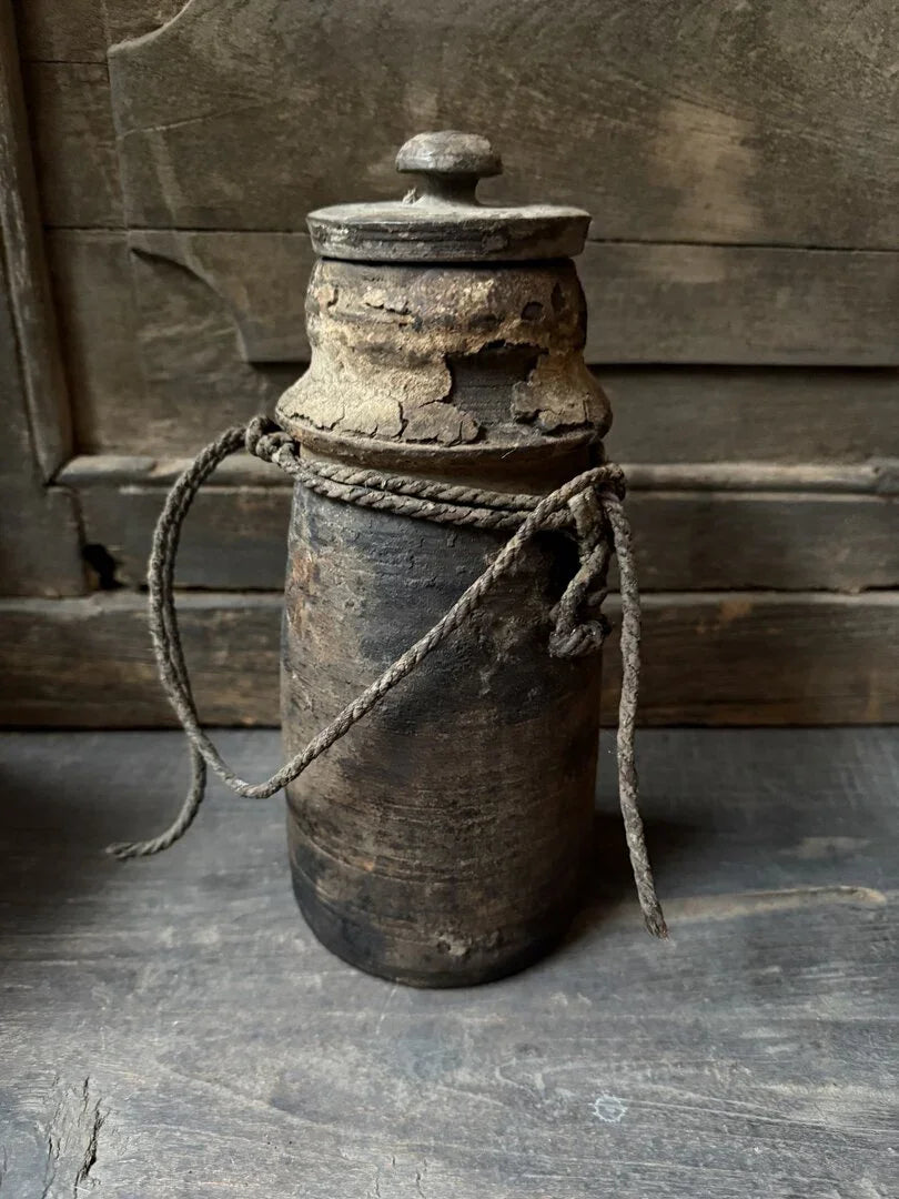 Oud Nepalees kruikje met deksel 2 - My Sober Home