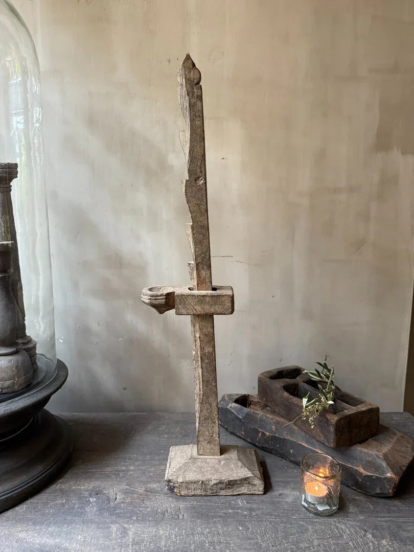 Ornament oud hout - My Sober Home