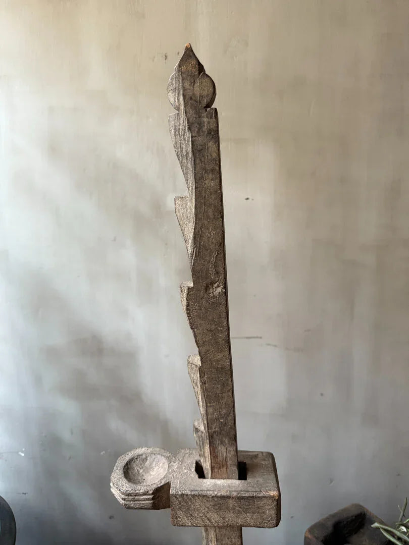 Ornament oud hout - My Sober Home