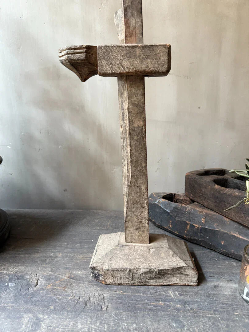 Ornament oud hout - My Sober Home