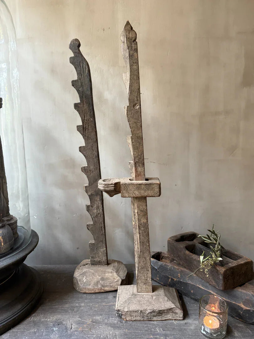 Ornament oud hout - My Sober Home