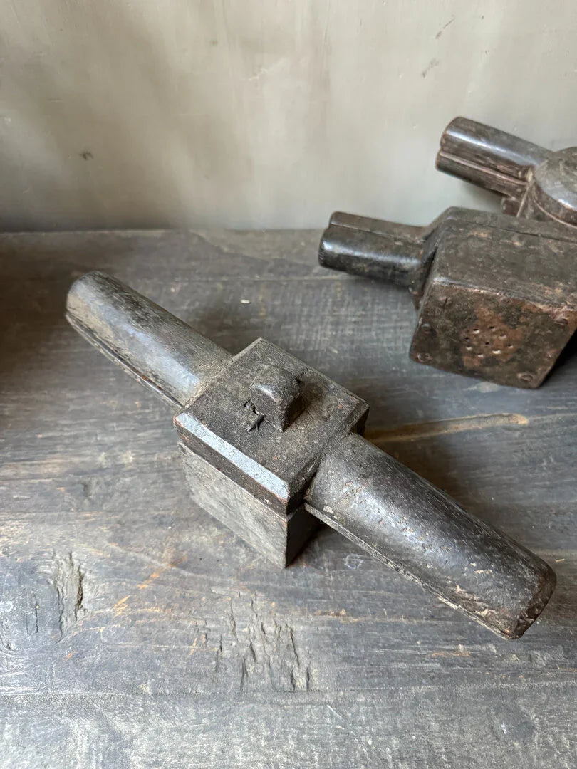 Authentieke oude pers - My Sober Home