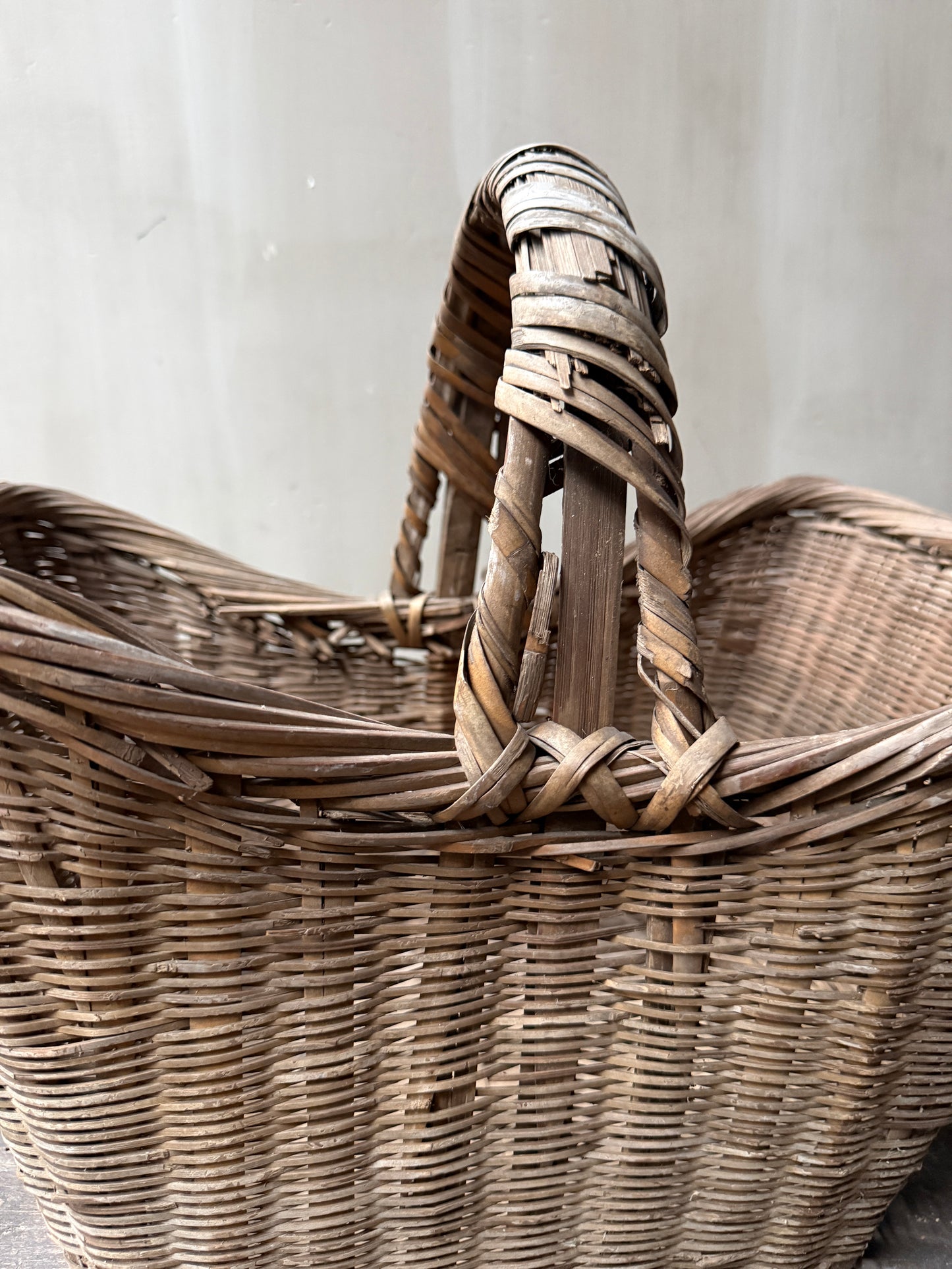 Chinees plukmandje met hengsel