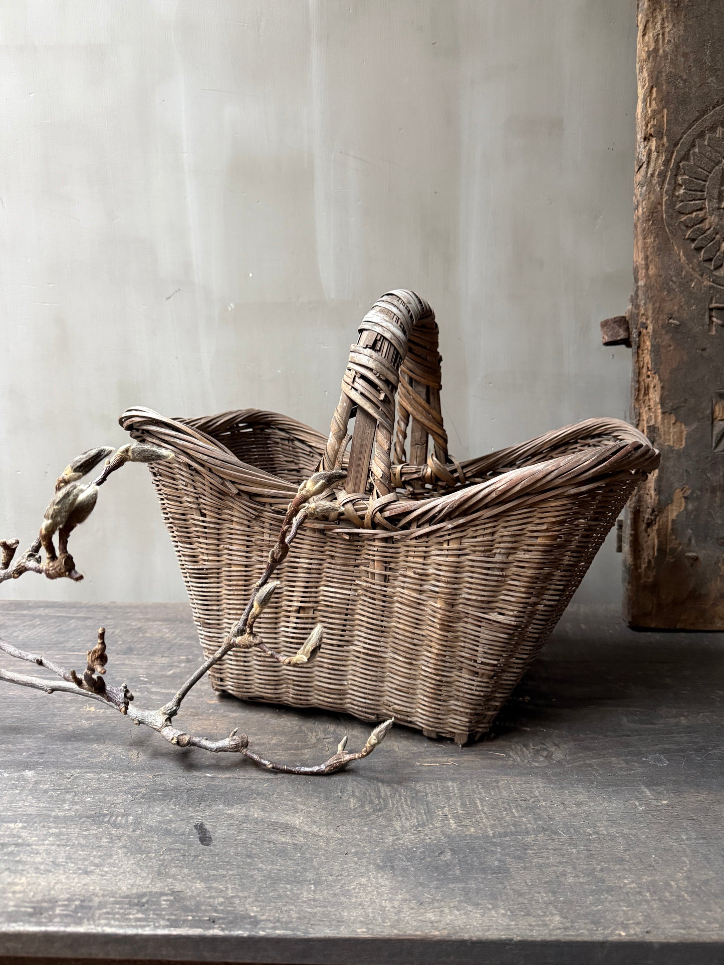 Chinees plukmandje met hengsel