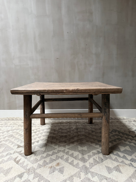 Salon bijzet tafel elmwood China