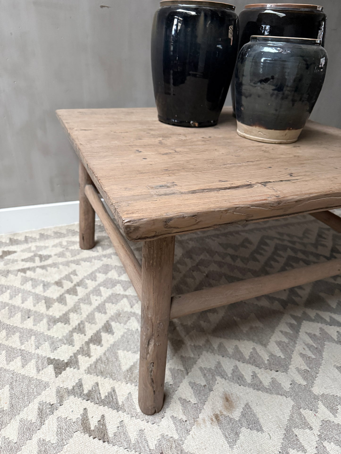 Salon-Beistelltisch aus Ulmenholz, China