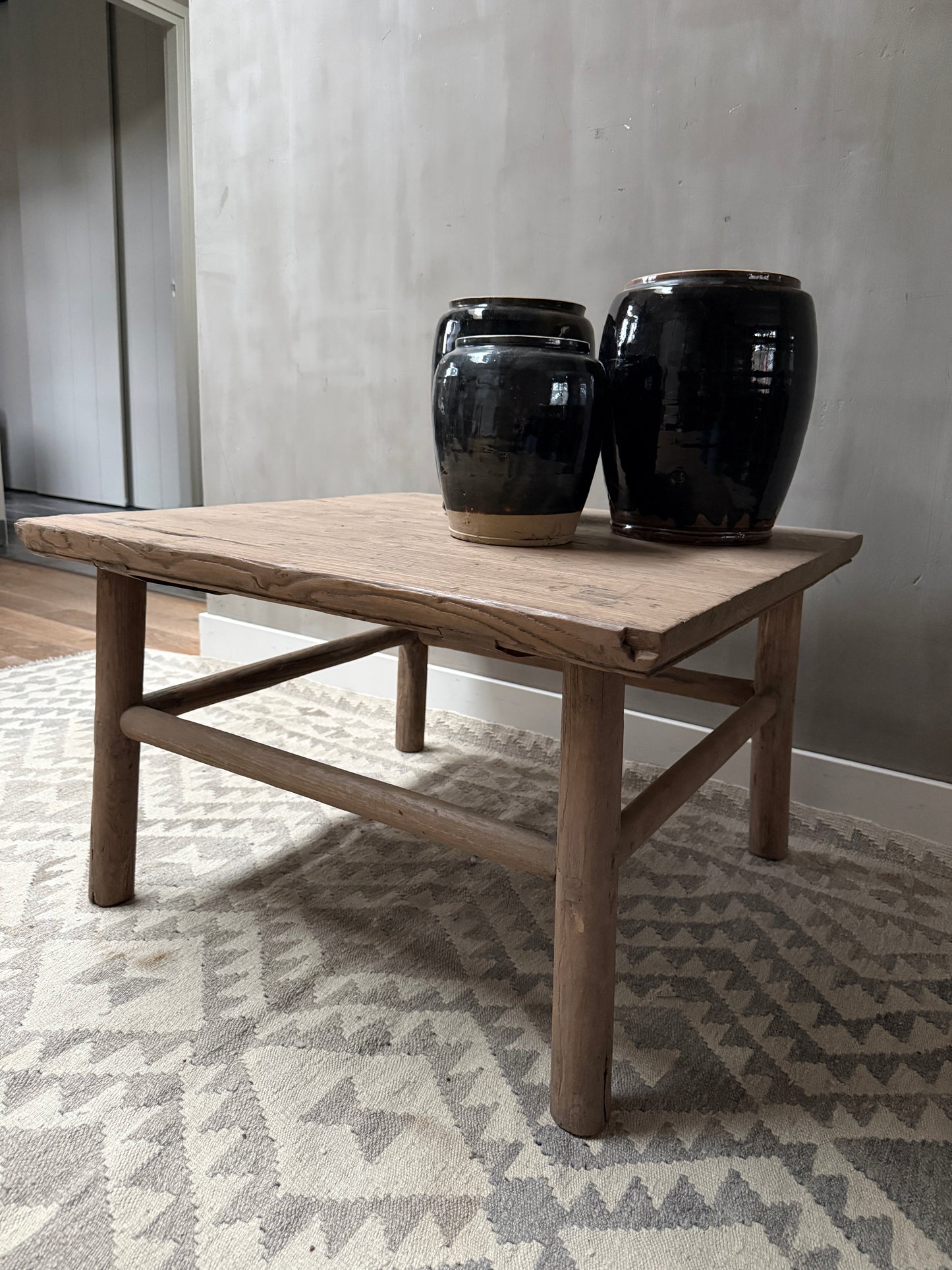 Salon-Beistelltisch aus Ulmenholz, China