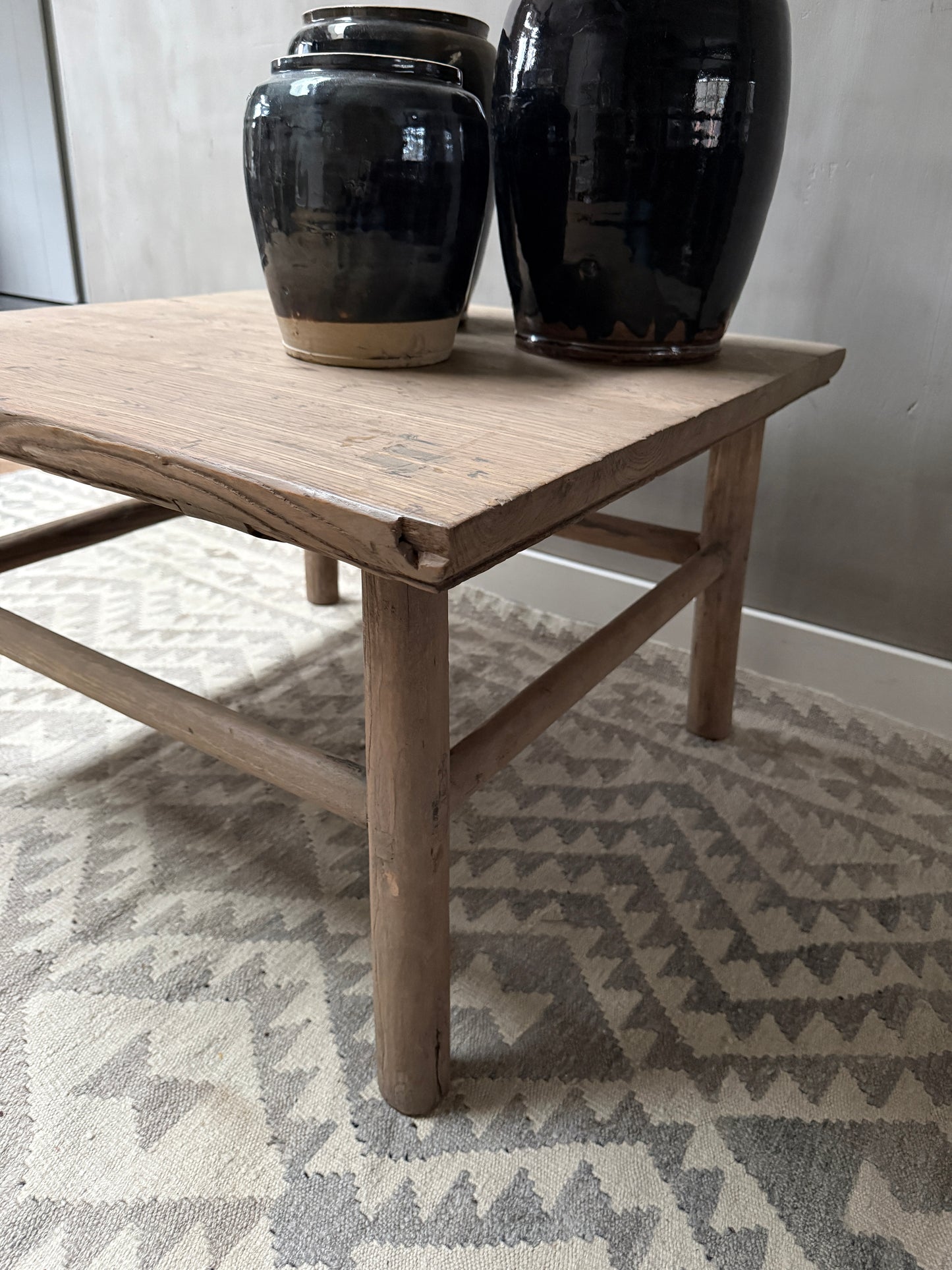 Salon-Beistelltisch aus Ulmenholz, China