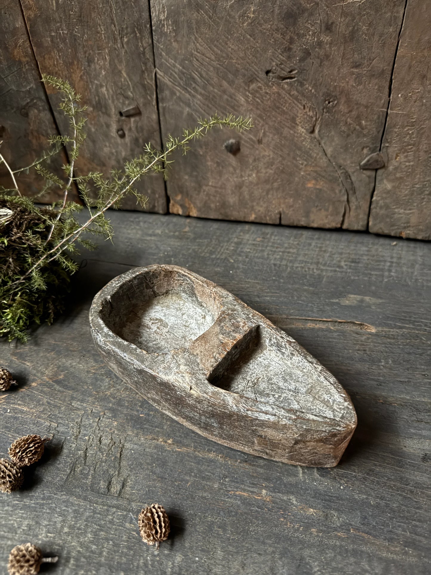 Authentieke handgemaakte houten schaal, landelijke woonaccessoire uit India, My Sober Home