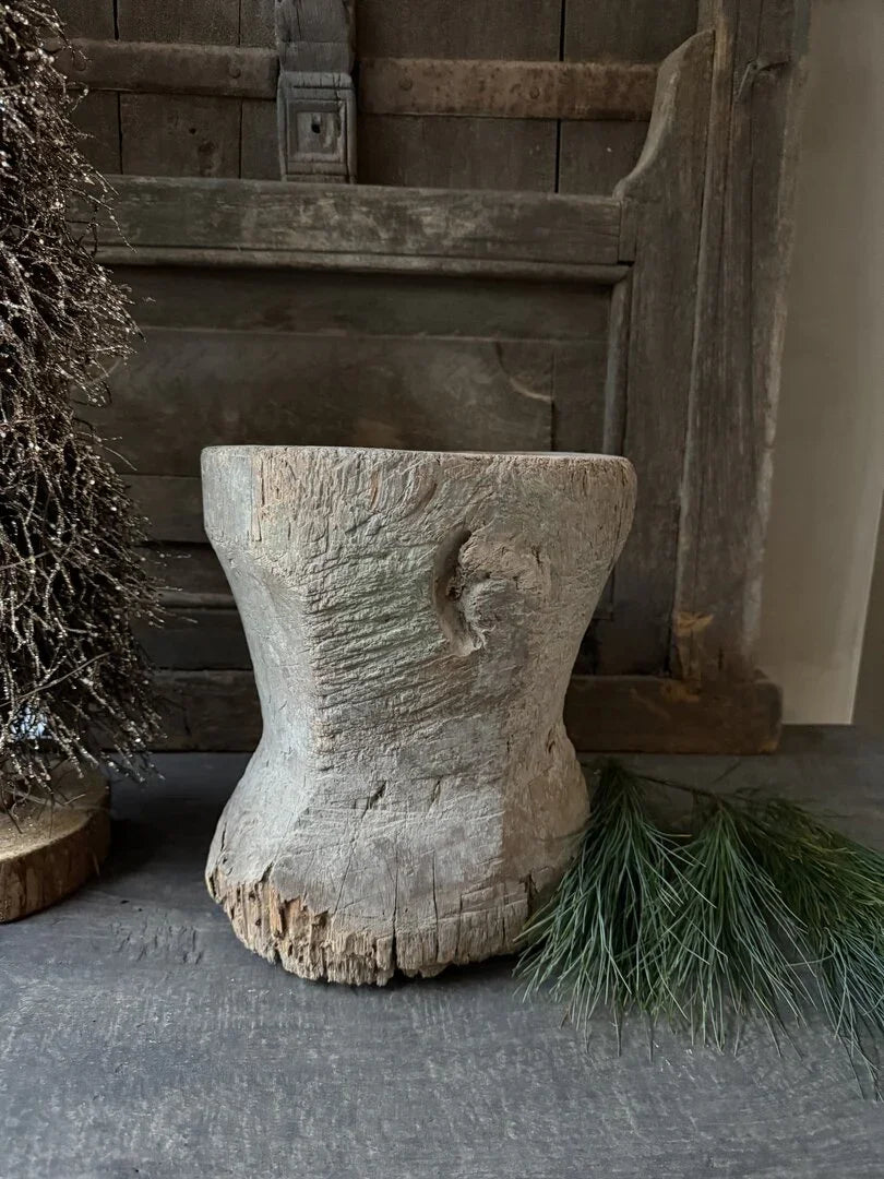 Authentieke houten vijzel, handgemaakt, rustieke landelijke woondecoratie van My Sober Home