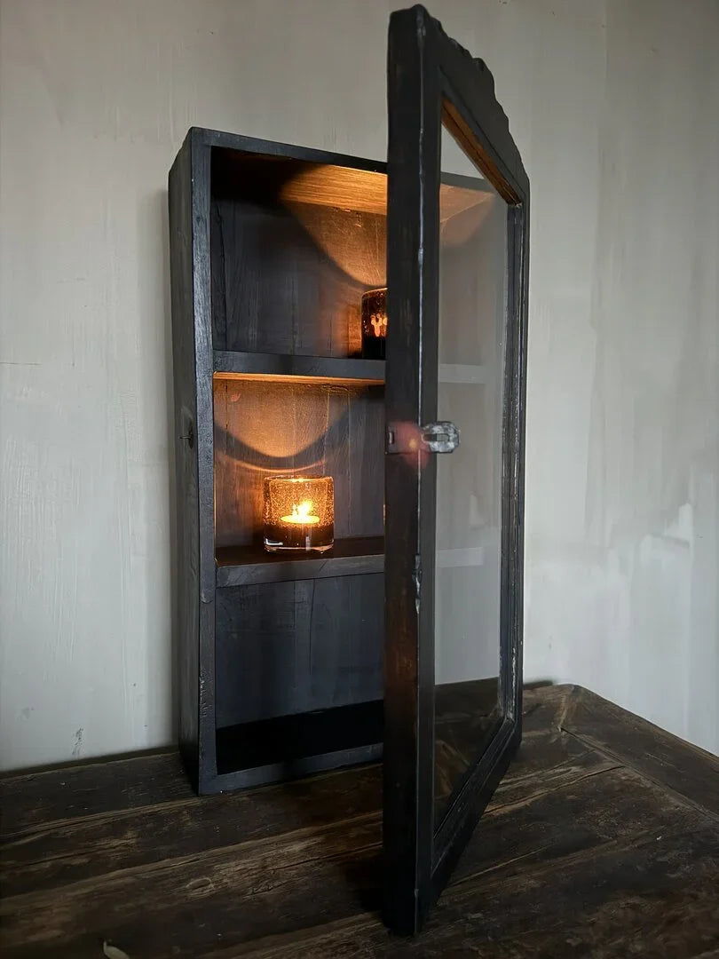 Vitrine wandkast - My Sober Home