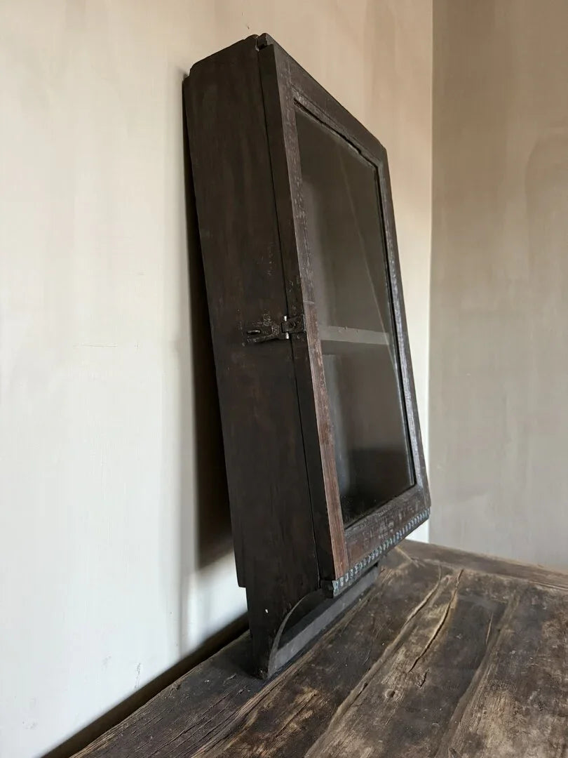 Vitrine wandkast - My Sober Home