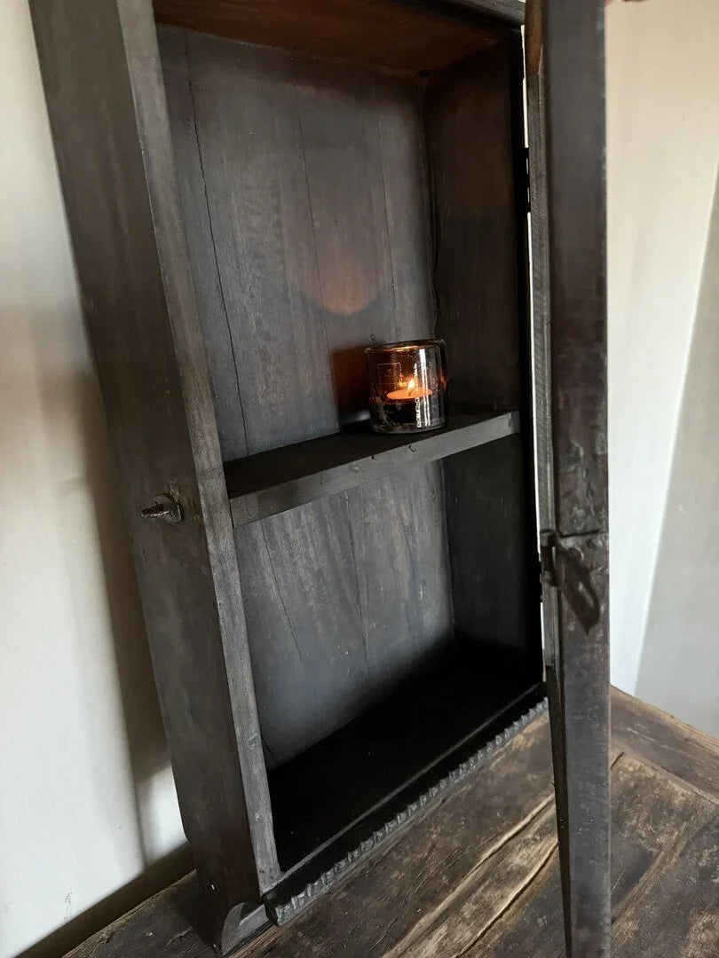 Vitrine wandkast - My Sober Home