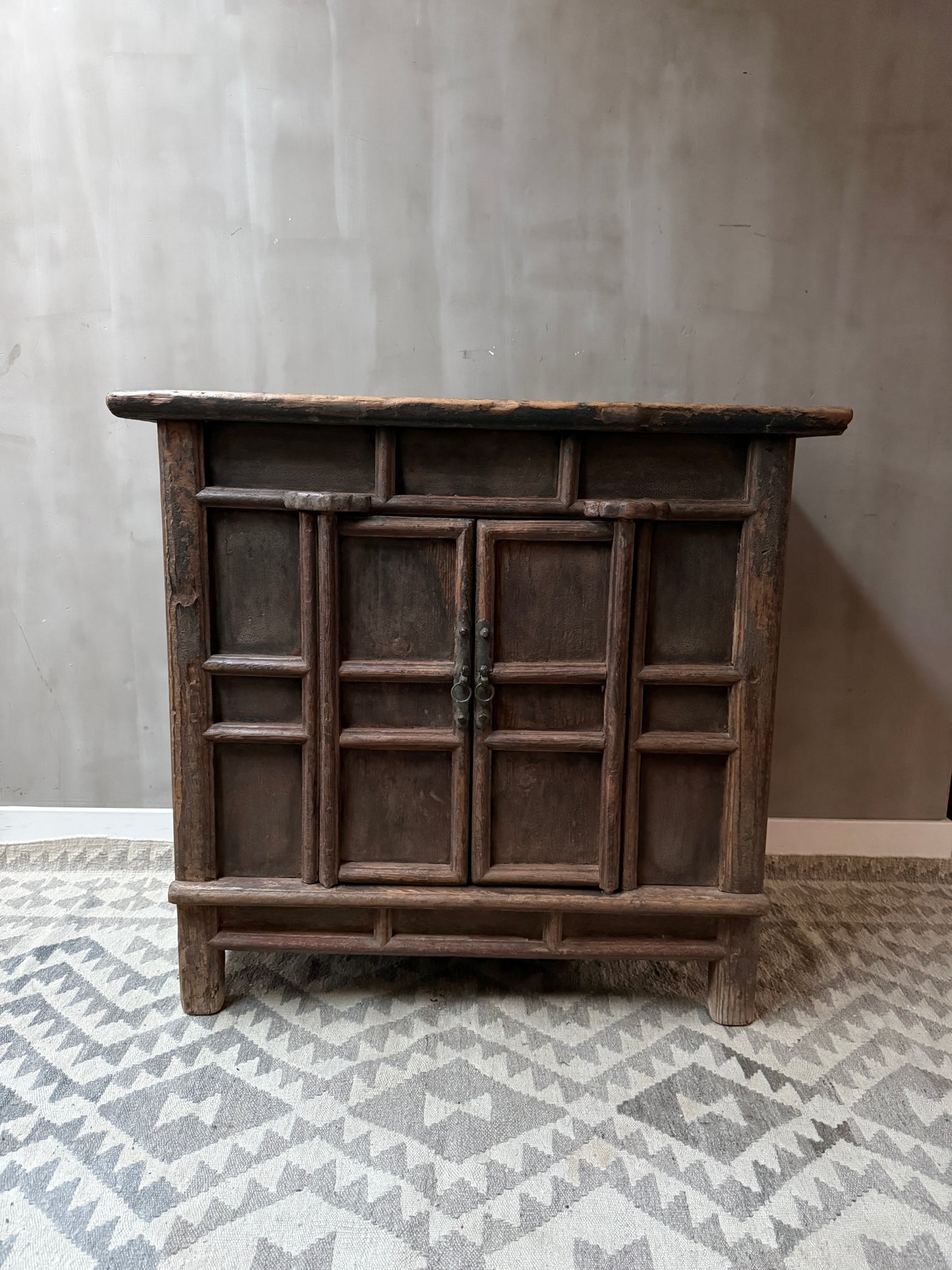 Originaler chinesischer Wandschrank