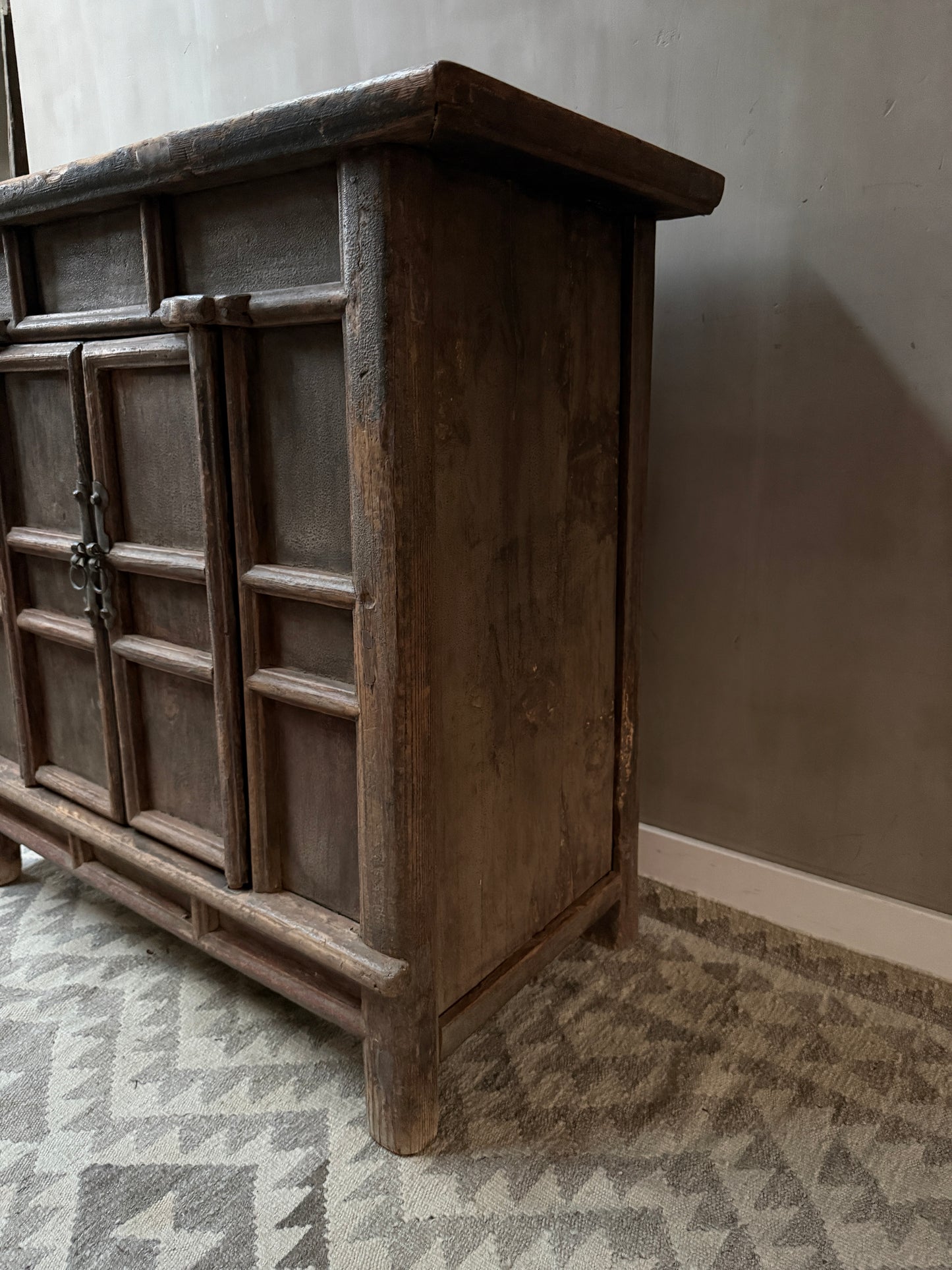 Originaler chinesischer Wandschrank