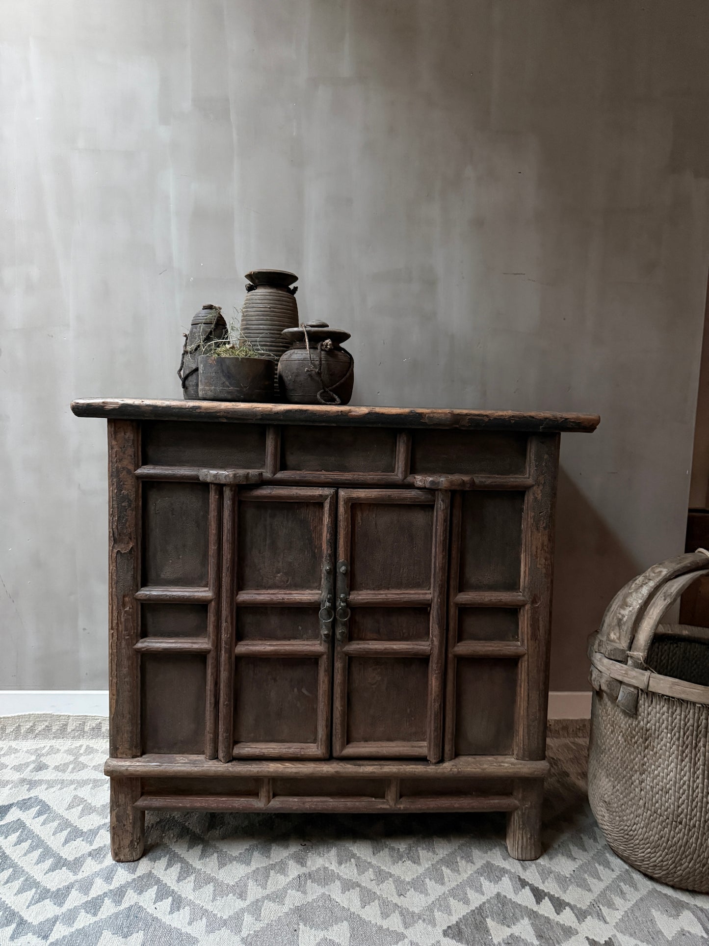 Originaler chinesischer Wandschrank