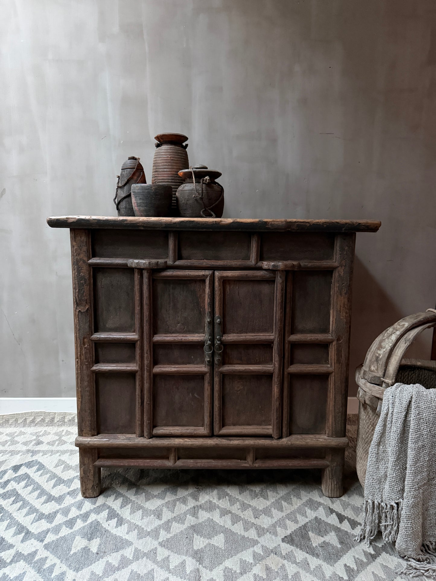 Originaler chinesischer Wandschrank