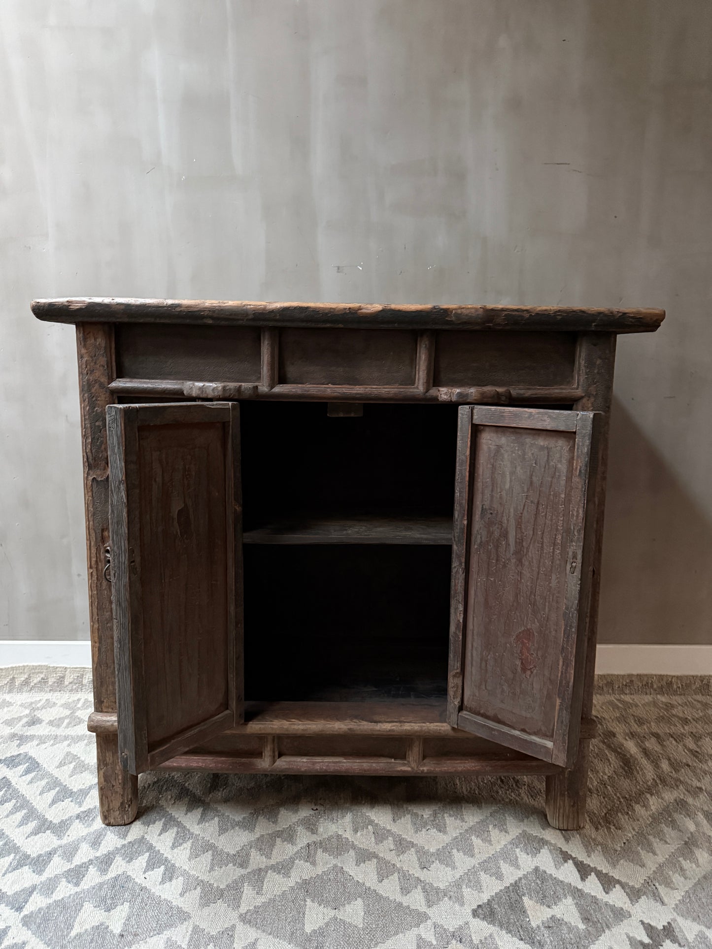 Originaler chinesischer Wandschrank