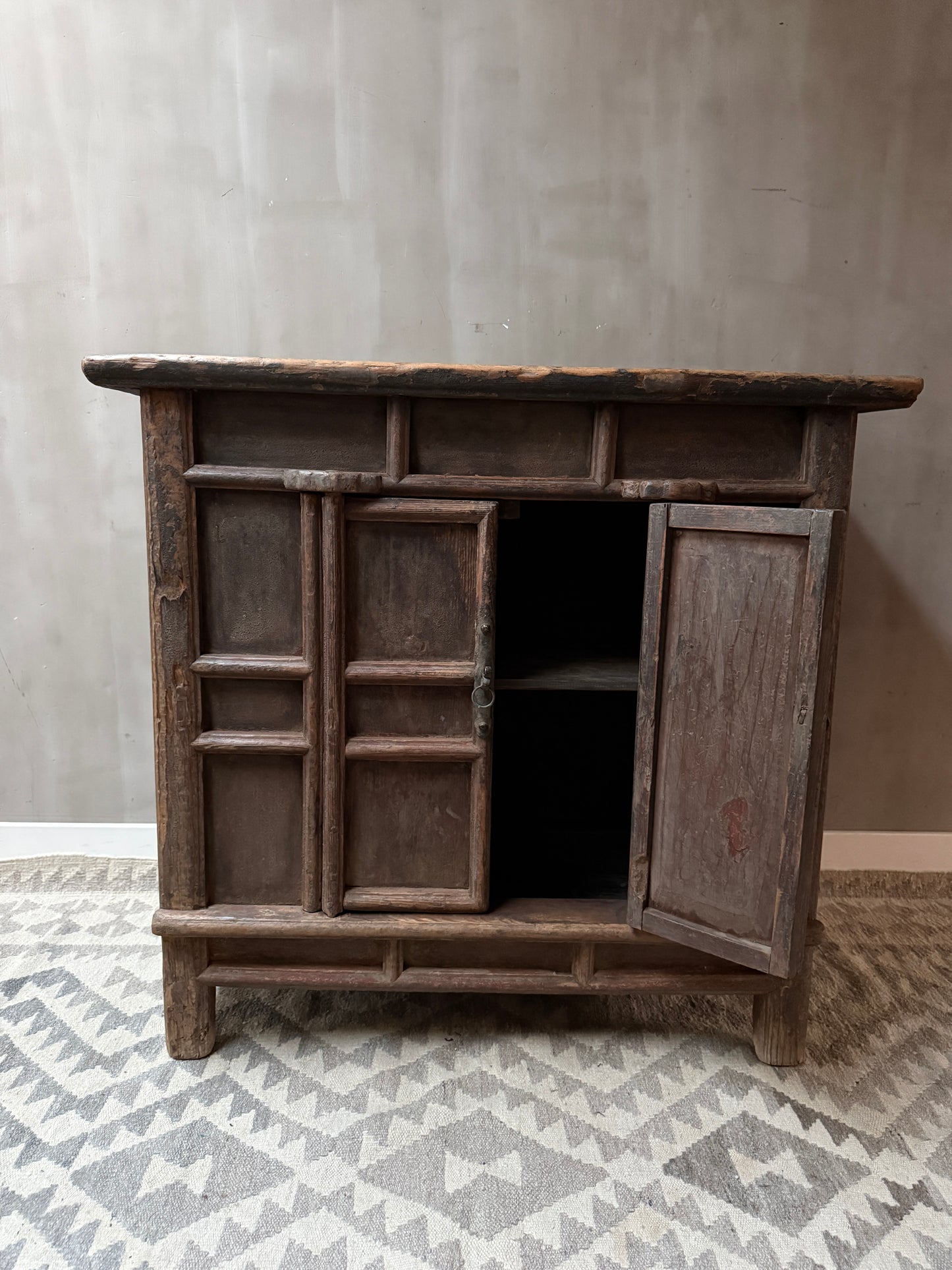 Originaler chinesischer Wandschrank