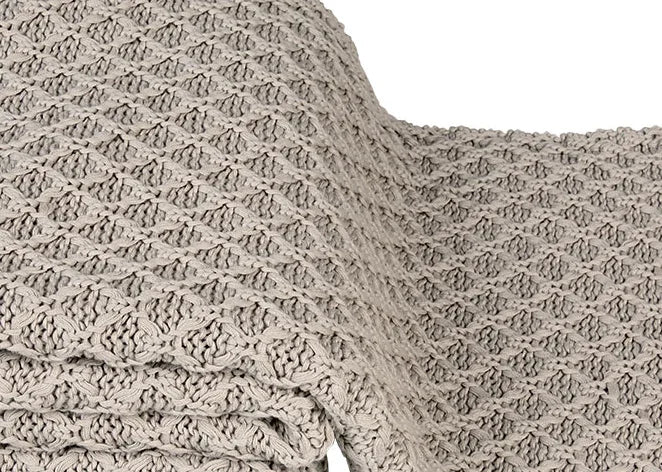 Woondeken Antwerpen Pale Whisper close-up, grof gebreid in beige, landelijk en sober karakter