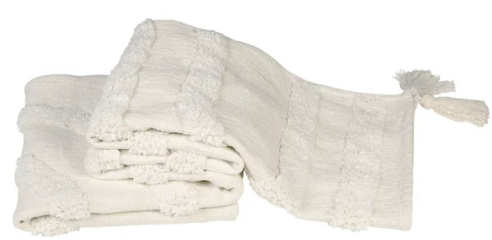 Naturel woondeken met franjes, handgemaakt, landelijke stijl, My Sober Home