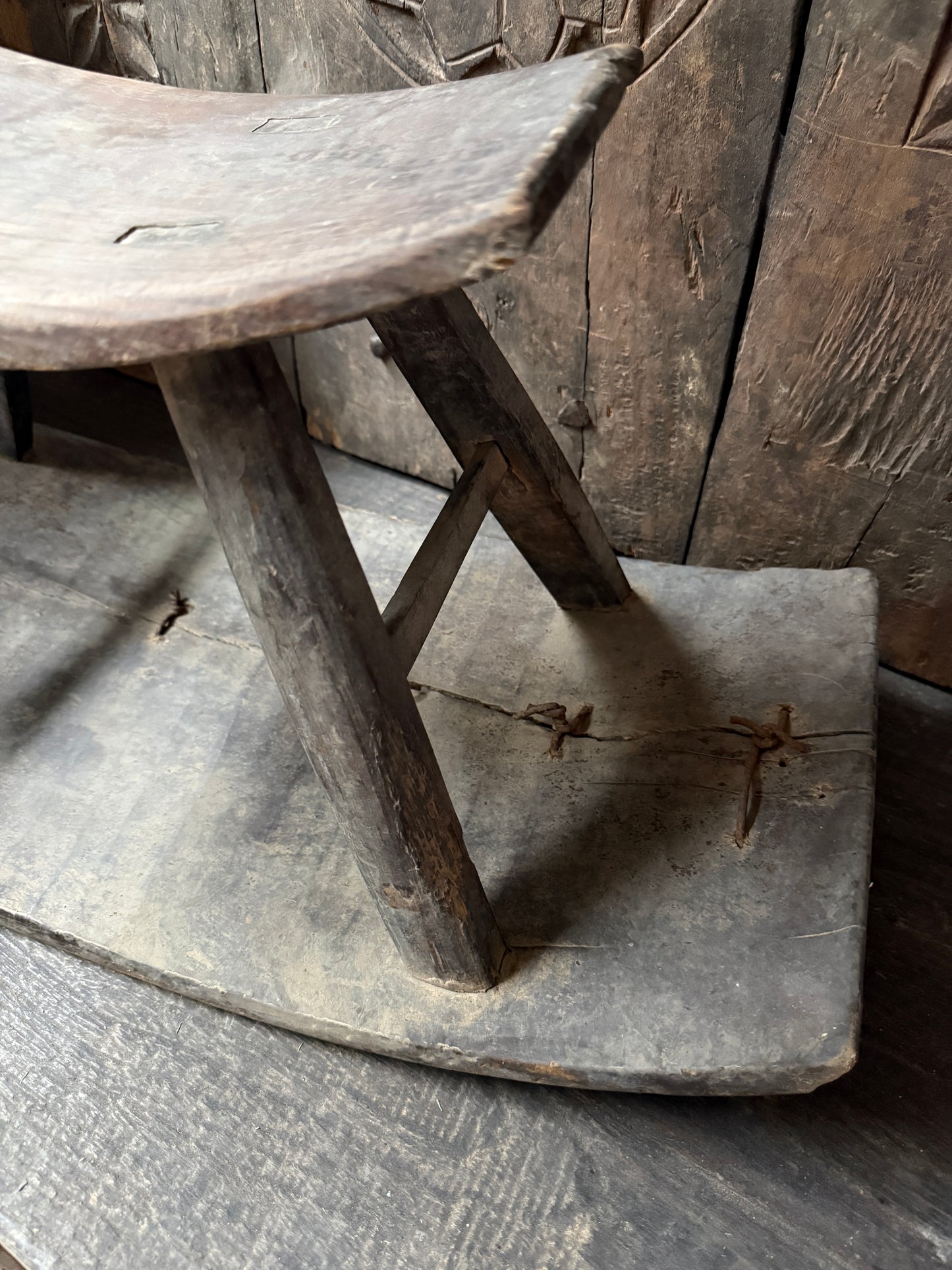 Authentiek handgemaakt houten zaaikrukje, landelijke sobere woonaccessoire, My Sober Home