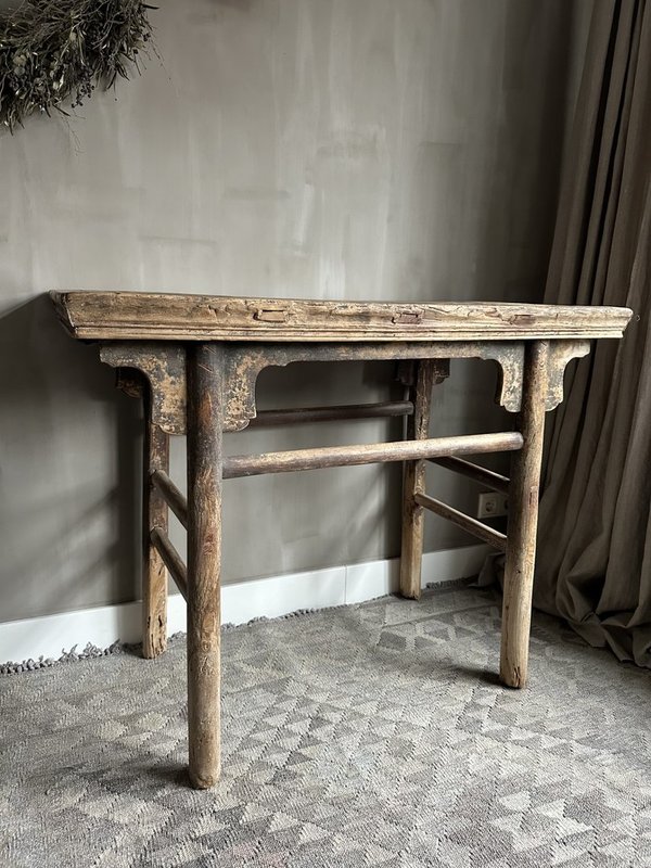 Oude Chinese console bijzet tafel